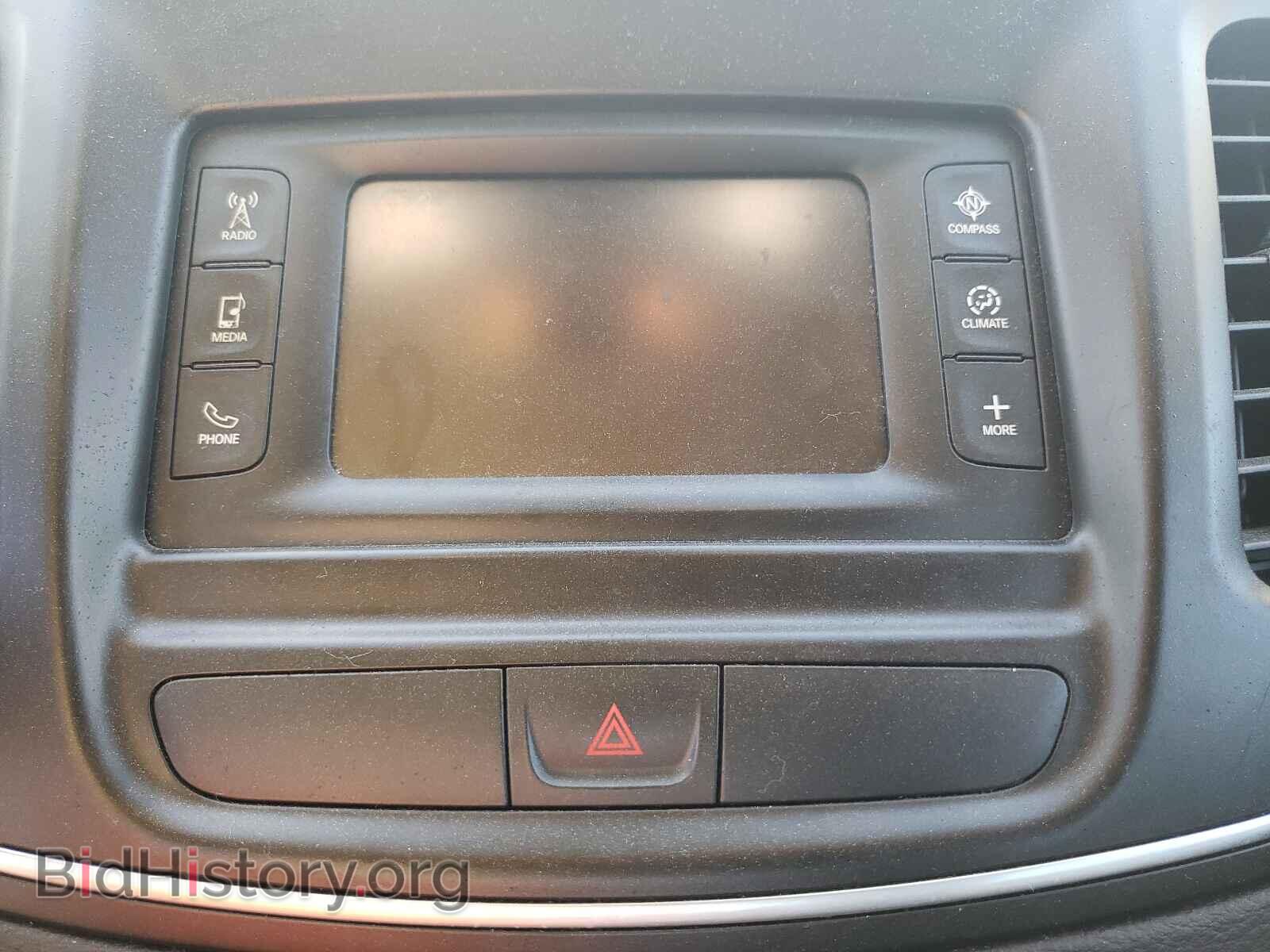 2015 CHRYSLER 200 - VIN: 1C3CCCAB8FN713055 - Фото 9