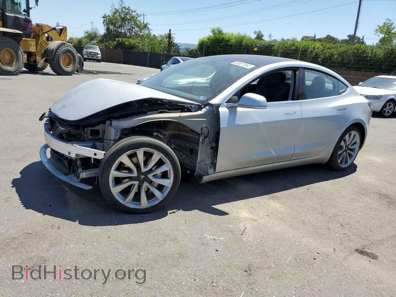 Фотография 5YJ3E1EA0JF048381 - TESLA MODEL 3 2018
