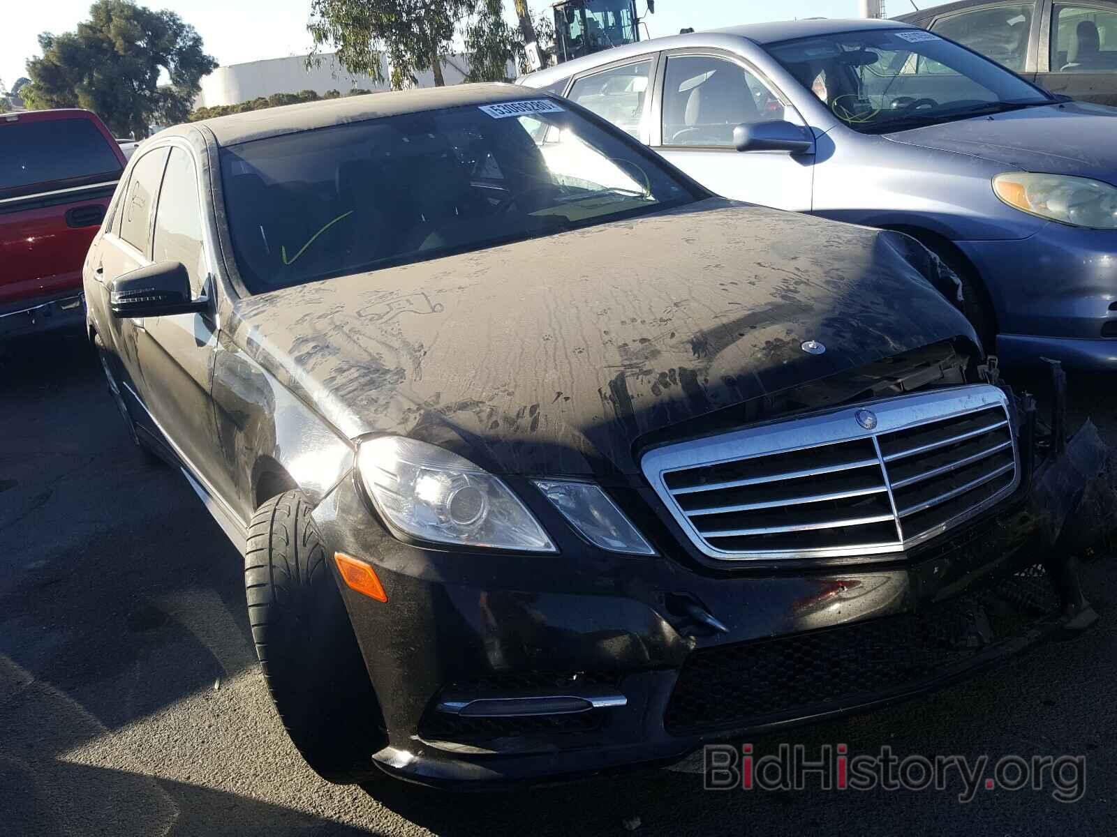 Photo WDDHF5KB2DA703912 - MERCEDES-BENZ E CLASS 2013