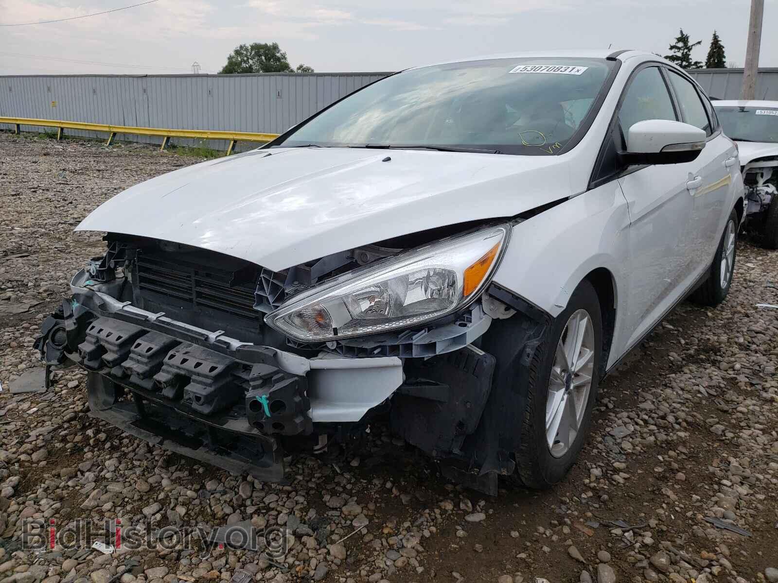 2016 FORD FOCUS - VIN: 1FADP3K29GL351730 - Фото 2