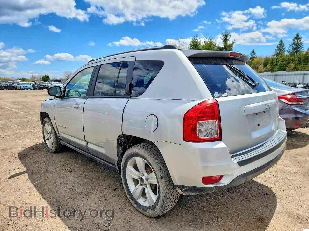 2011 JEEP COMPASS - VIN: 1J4NT4FBXBD136929 - Фото 2
