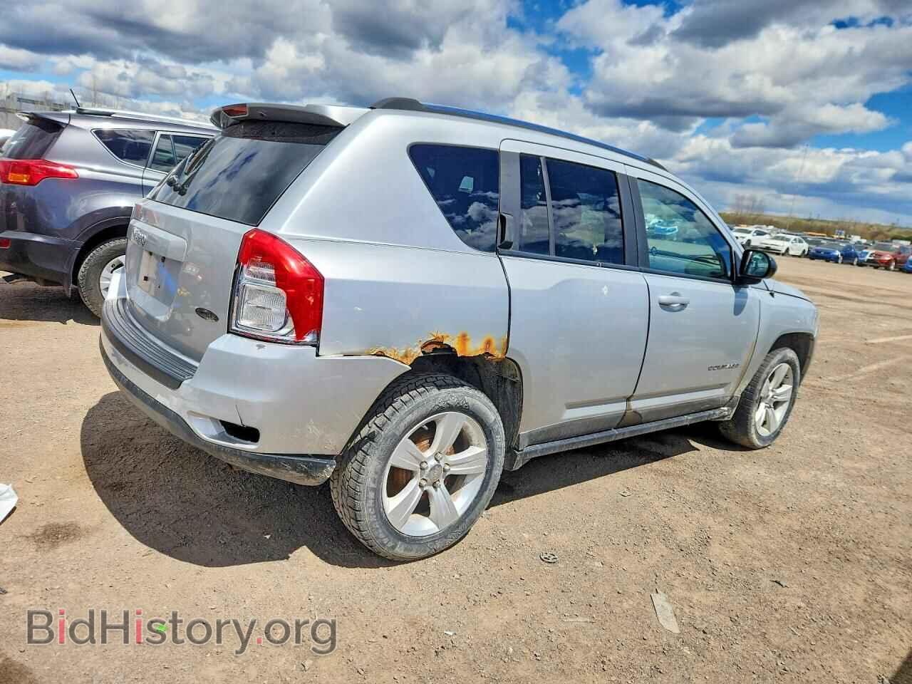 2011 JEEP COMPASS - VIN: 1J4NT4FBXBD136929 - Фото 3