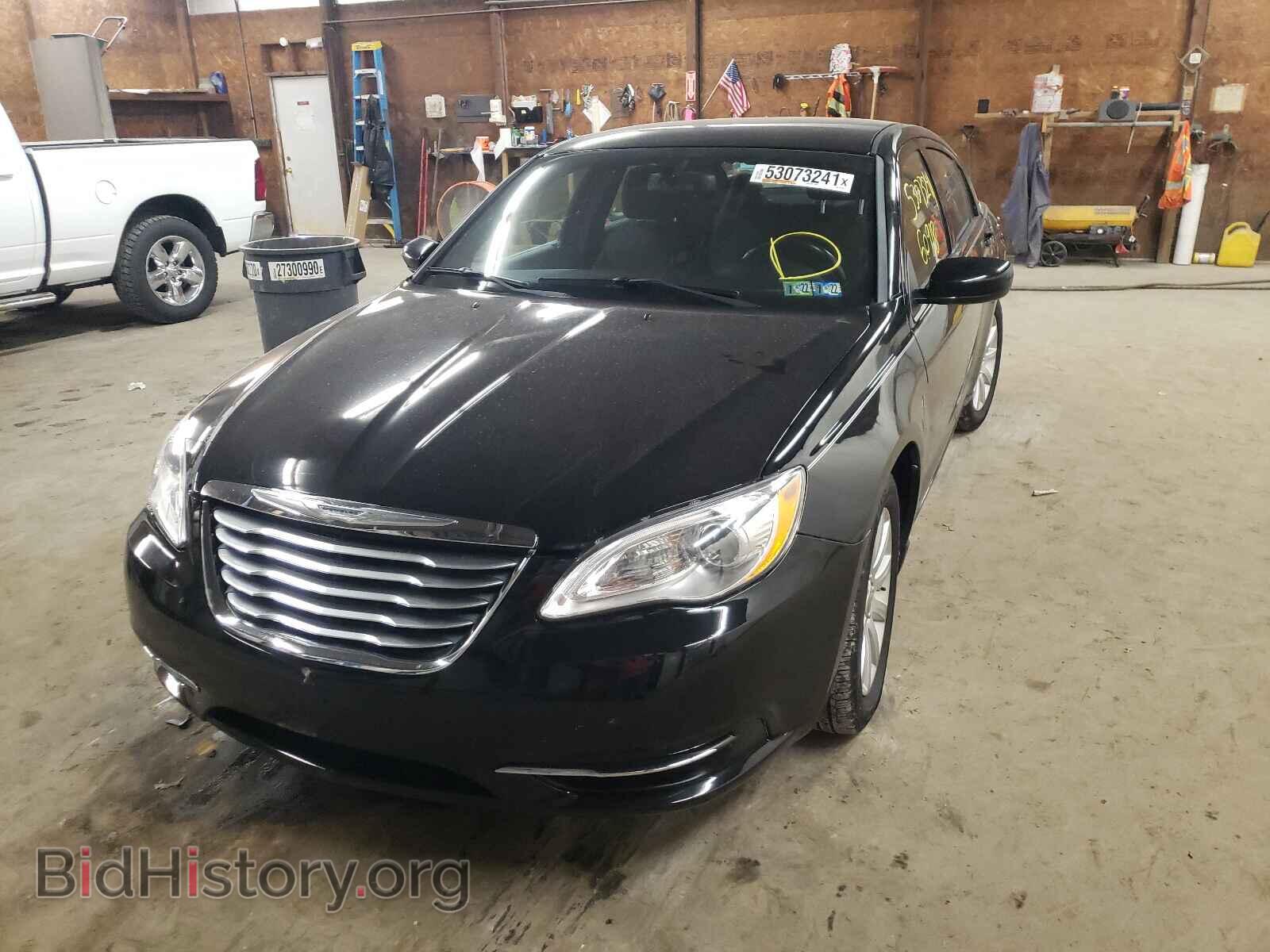 2011 CHRYSLER 200 - VIN: 1C3BC1FG8BN584152 - Фото 2