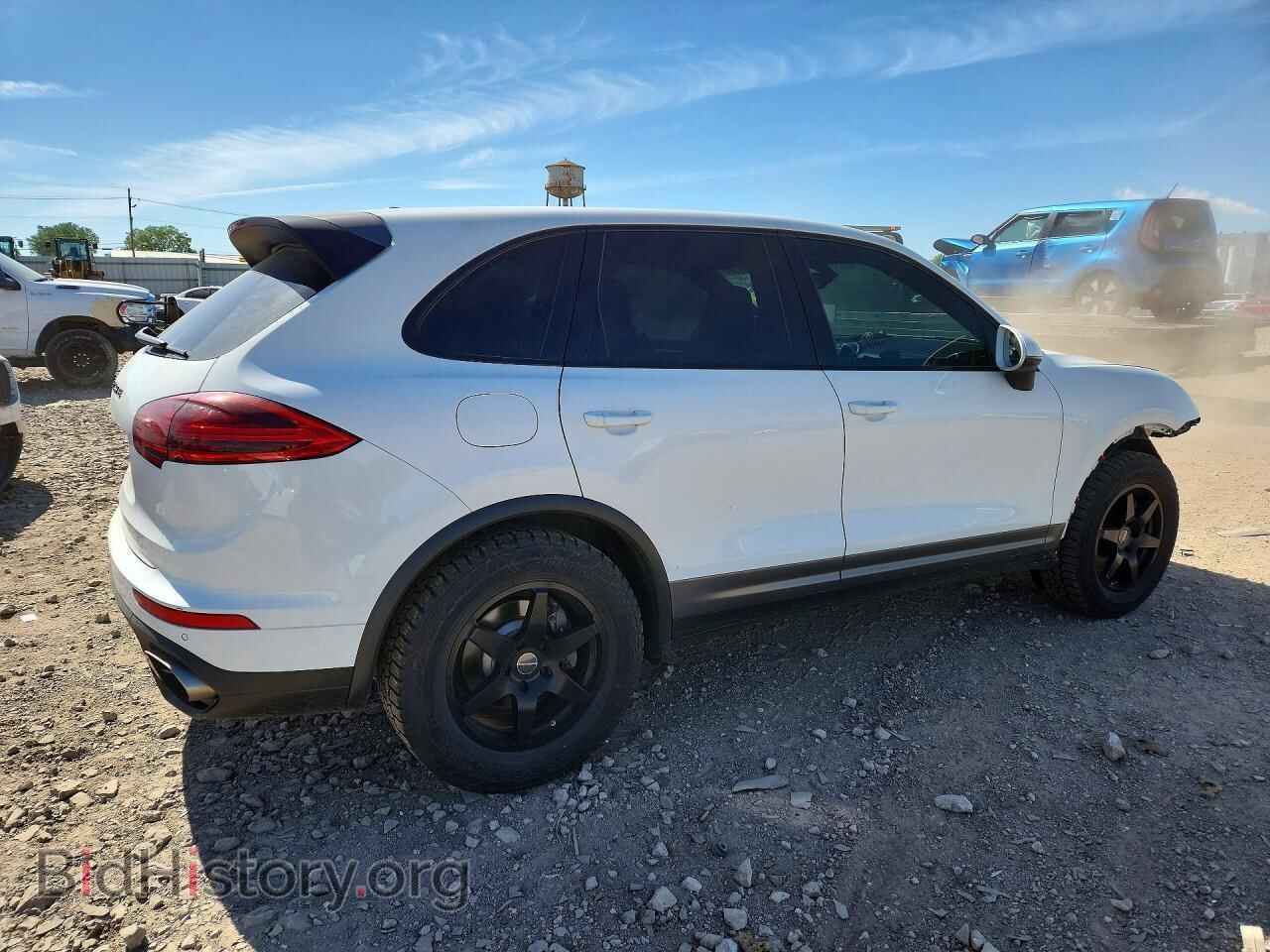 2016 PORSCHE CAYENNE - VIN: WP1AA2A25GLA02315 - Photo 3
