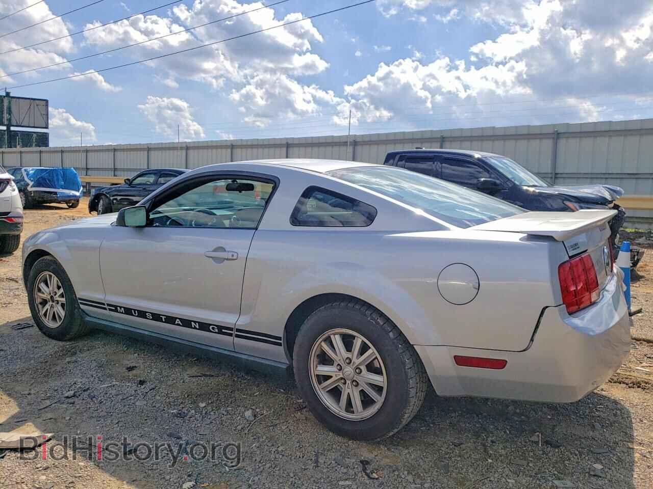2007 FORD MUSTANG - VIN: 1ZVFT80N475288076 - Фото 2