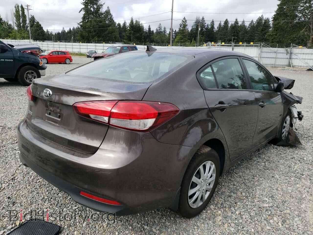 2017 KIA FORTE - VIN: 3KPFL4A73HE087402 - Фото 4