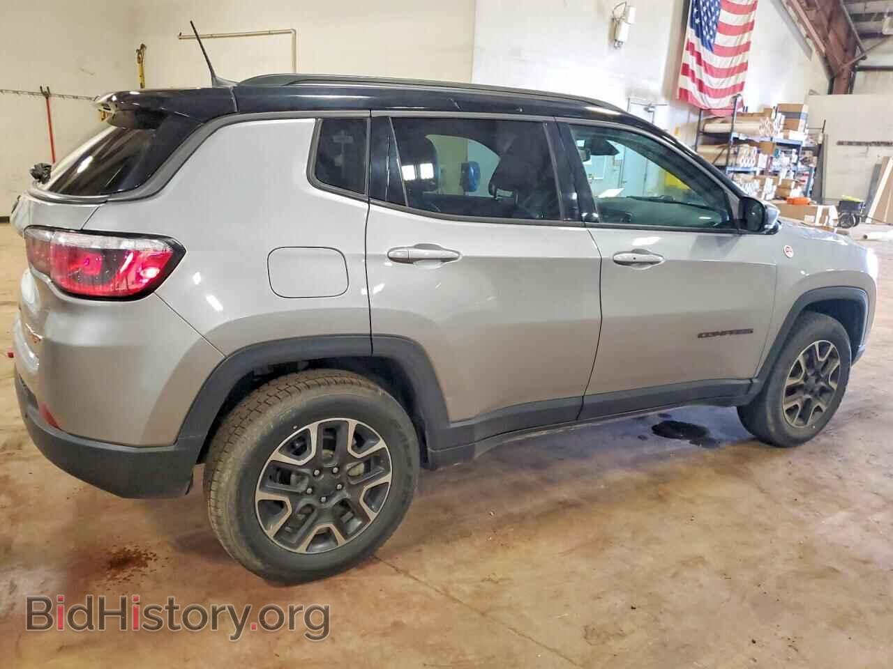 2019 JEEP COMPASS - VIN: 3C4NJDDB0KT668960 - Фото 3