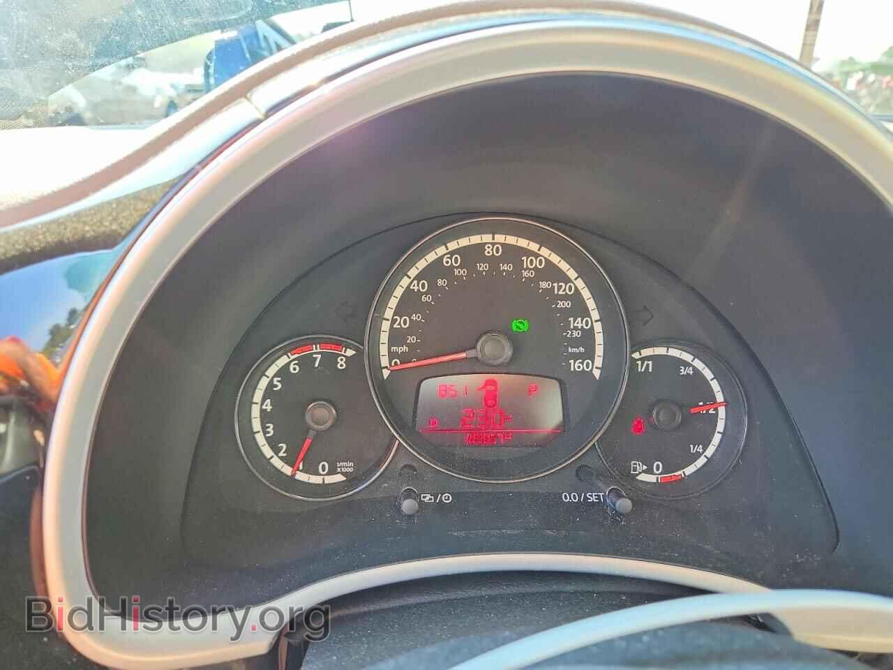 2013 VOLKSWAGEN BEETLE - VIN: 3VWJP7AT5DM685288 - Фото 9