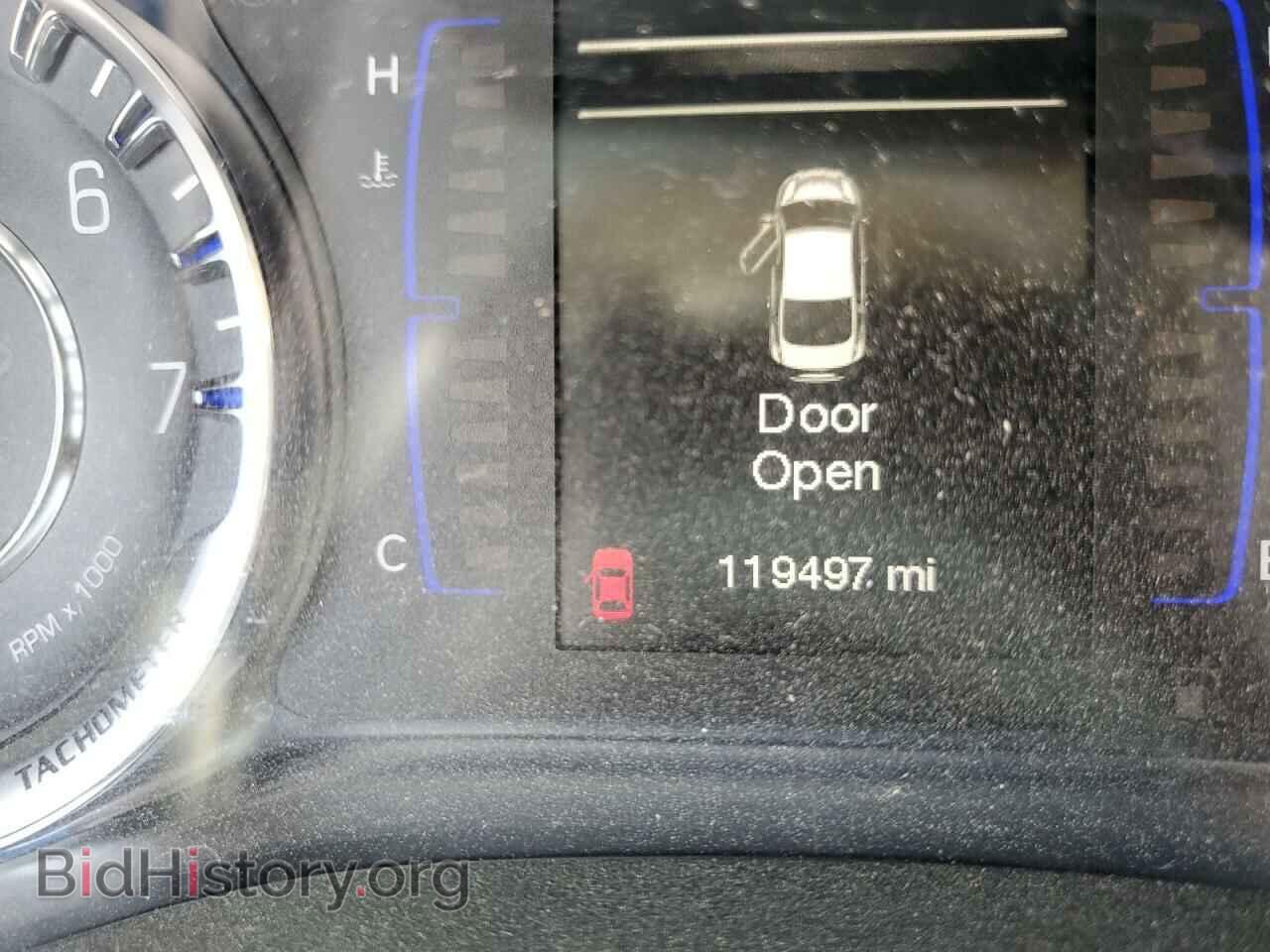 2015 CHRYSLER 200 - VIN: 1C3CCCAB4FN680393 - Фото 8
