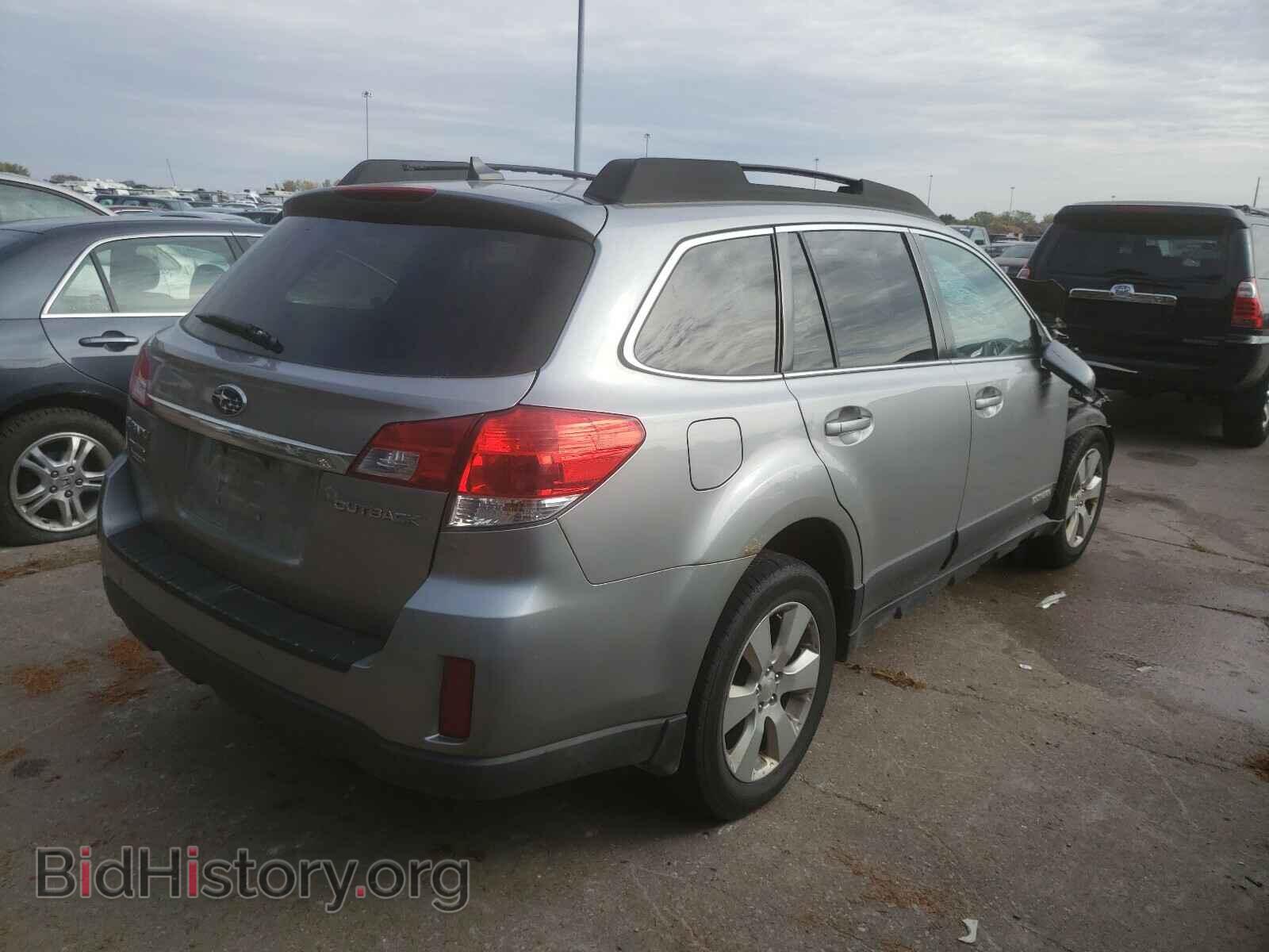 2011 SUBARU OUTBACK - VIN: 4S4BRCLC5B3373022 - Photo 4