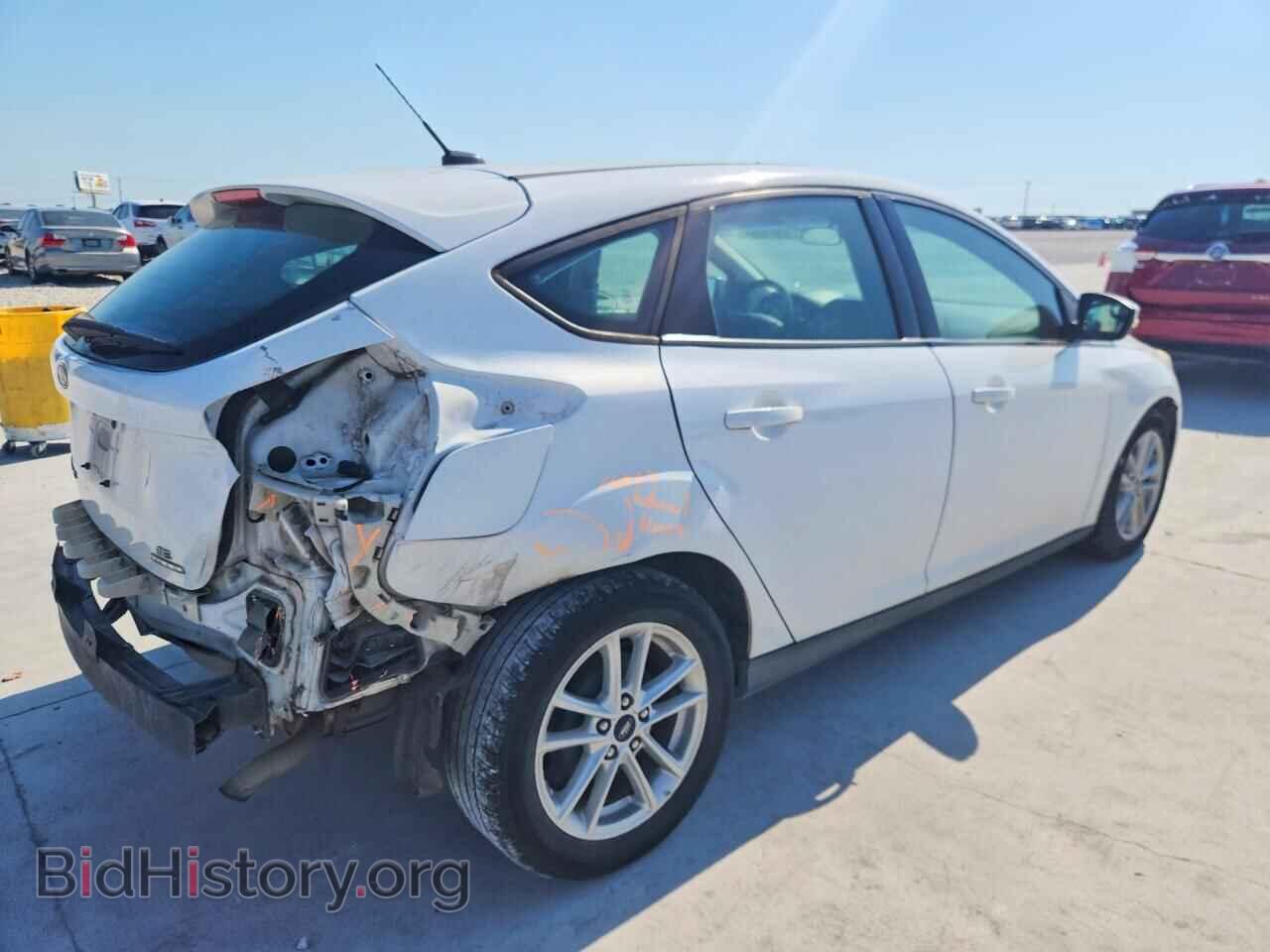 2016 FORD ALL Models - VIN: 1FADP3K29GL399678 - Фото 3