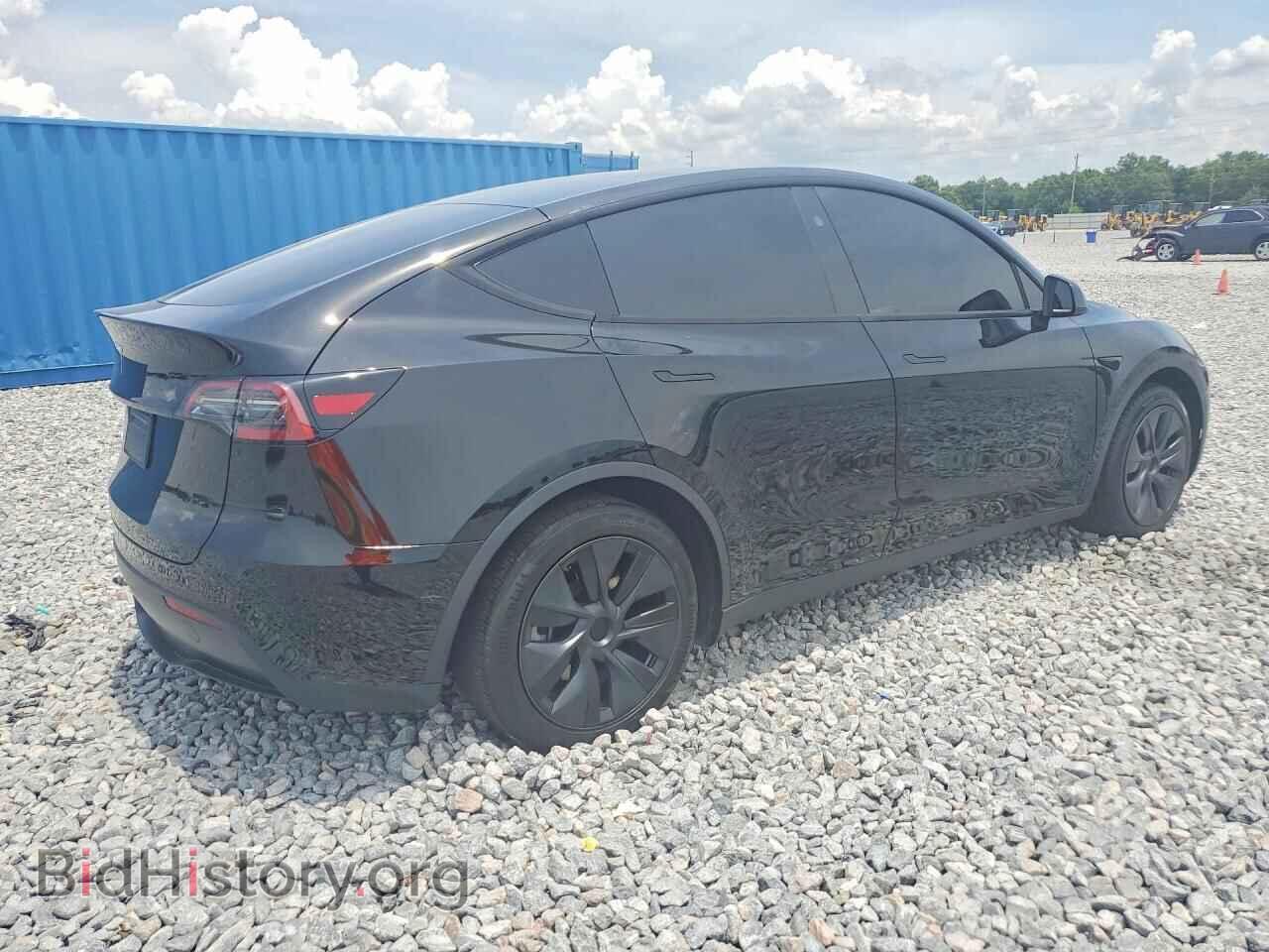 2024 TESLA MODEL Y - VIN: 7SAYGDED9RF205402 - Photo 3