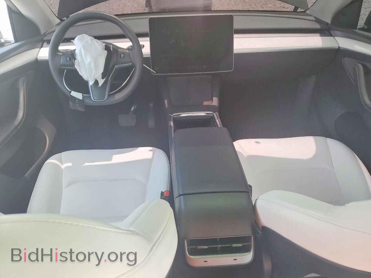 2024 TESLA MODEL Y - VIN: 7SAYGDED9RF205402 - Photo 8