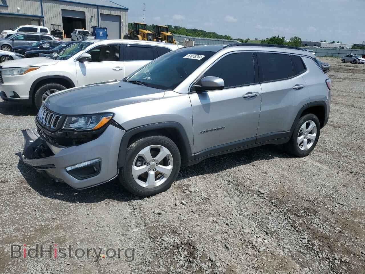 Photo 3C4NJCBBXKT854969 - JEEP COMPASS 2019