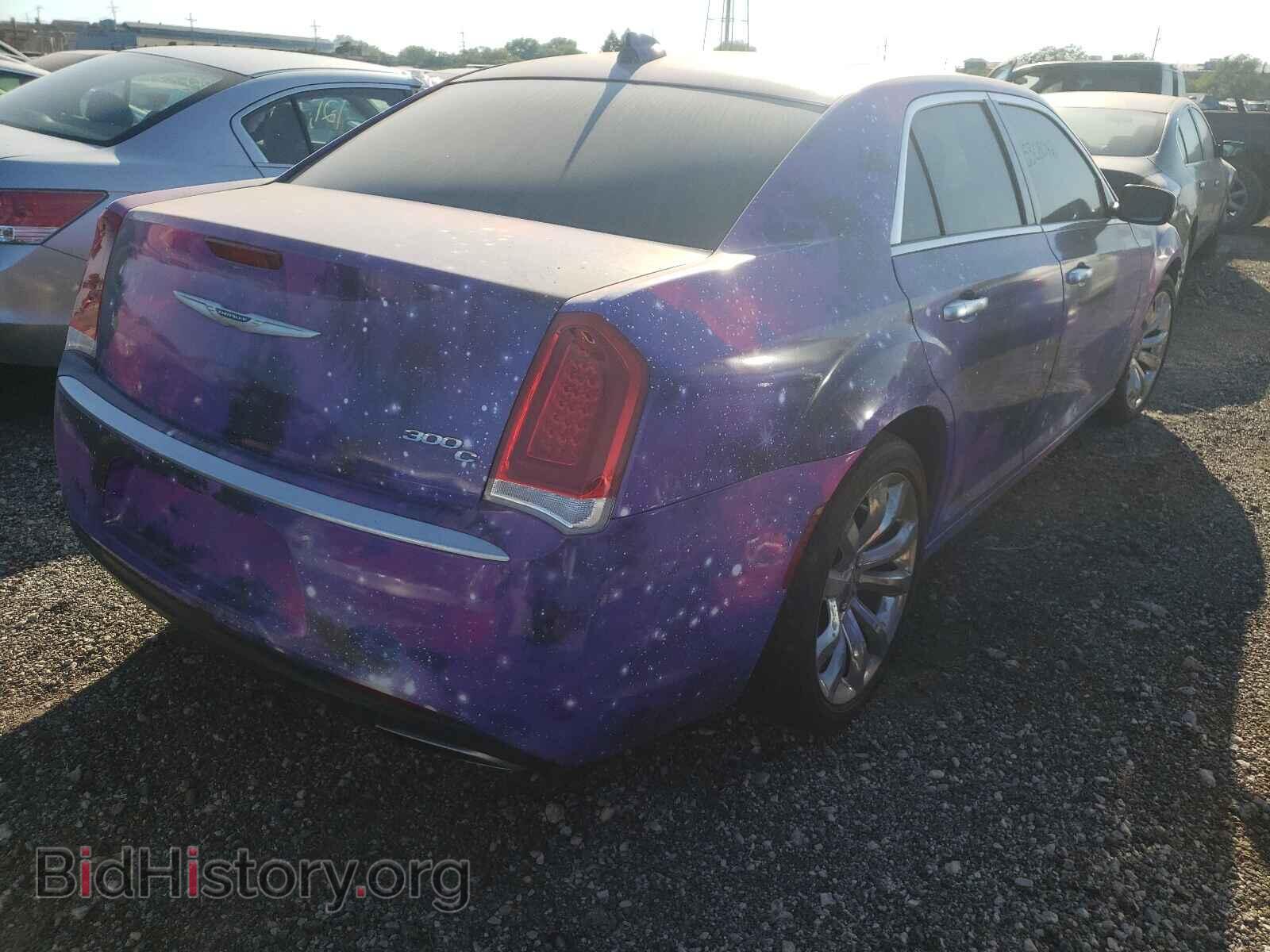 2019 CHRYSLER 300 - VIN: 2C3CCAPTXKH565255 - Photo 4