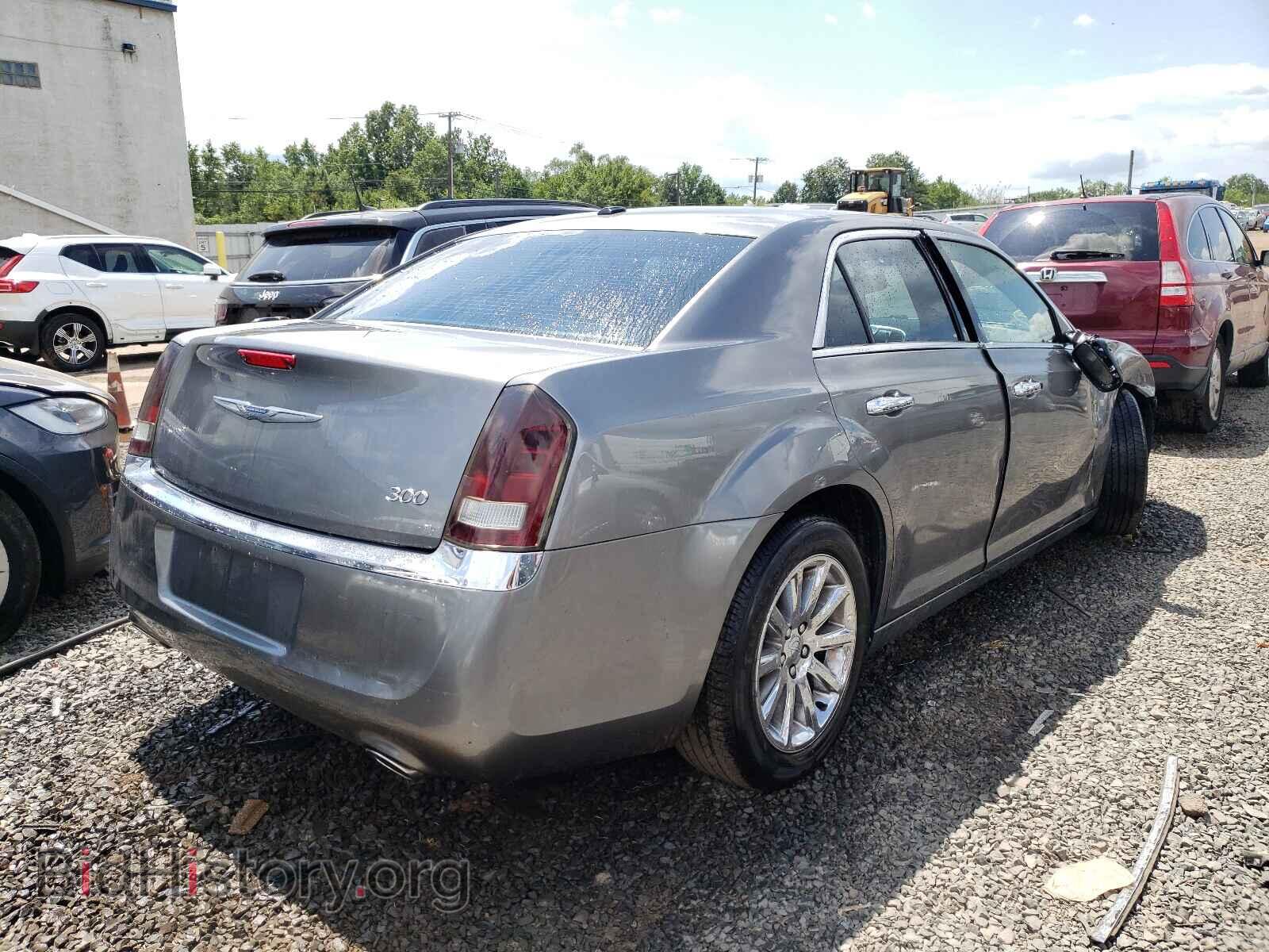 2012 CHRYSLER 300 - VIN: 2C3CCACG7CH279969 - Фото 4