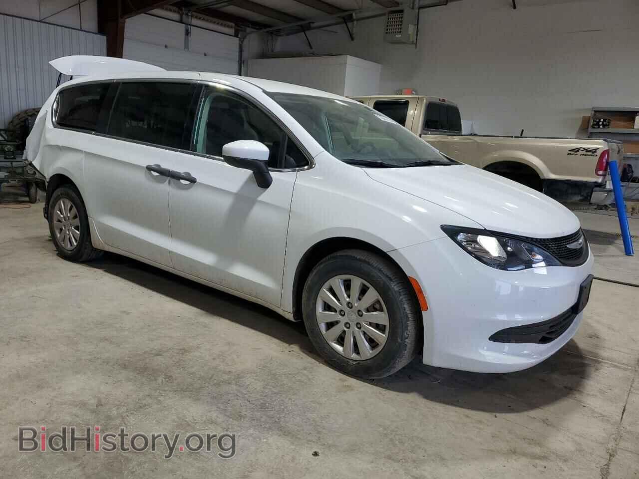 2020 CHRYSLER All Models - VIN: 2C4RC1AGXLR245463 - Photo 4