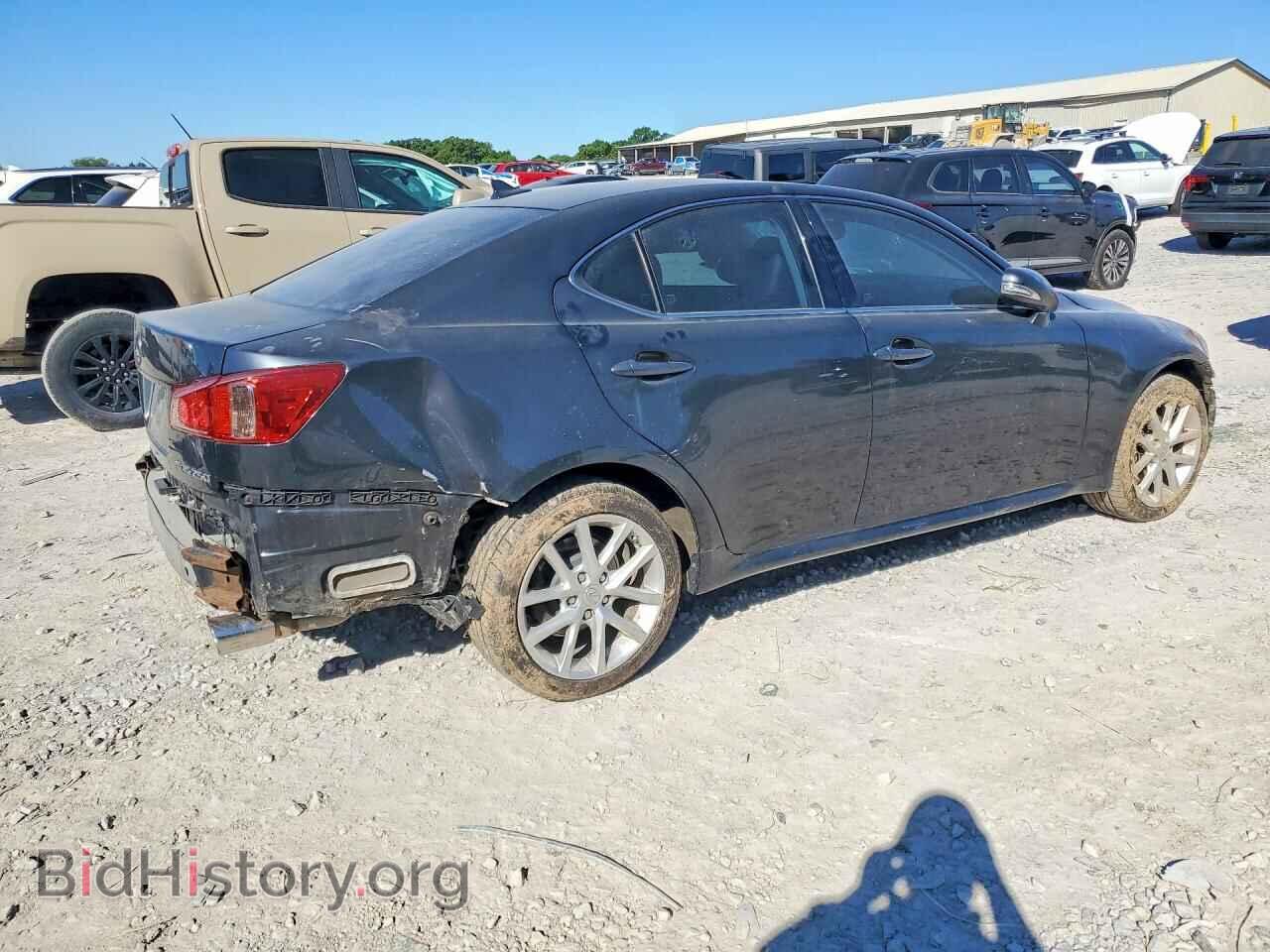 2011 LEXUS IS - VIN: JTHCF5C25B2035144 - Photo 3