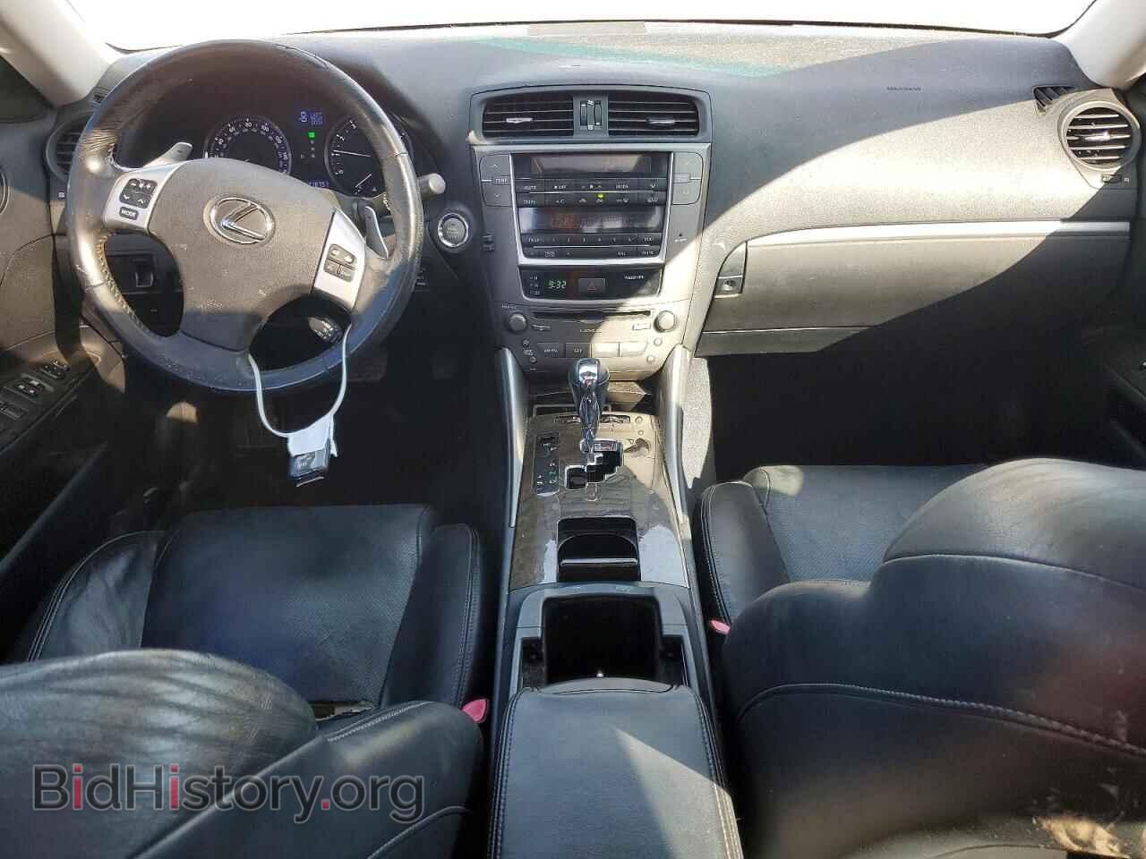 2011 LEXUS IS - VIN: JTHCF5C25B2035144 - Photo 8