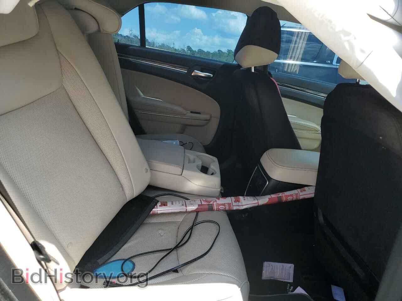 2019 CHRYSLER 300 - VIN: 2C3CCAEG8KH687232 - Фото 10