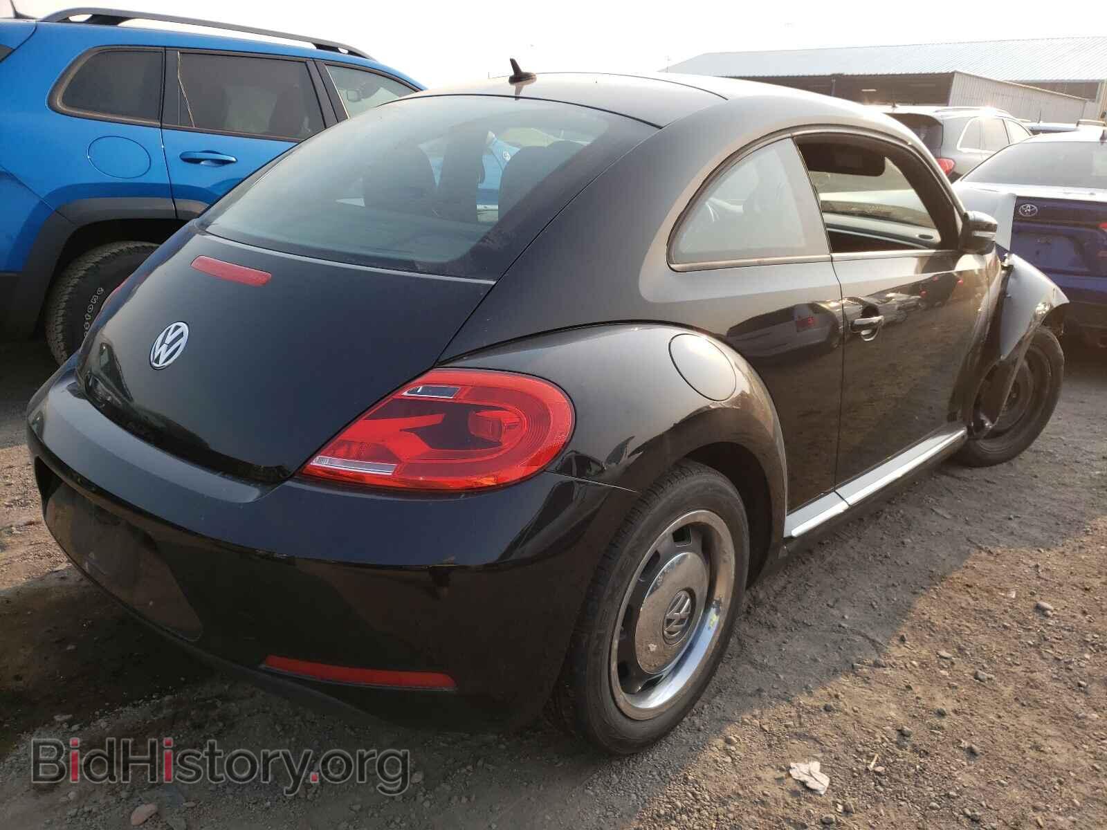 2012 VOLKSWAGEN BEETLE - VIN: 3VWJP7AT4CM632614 - Фото 4