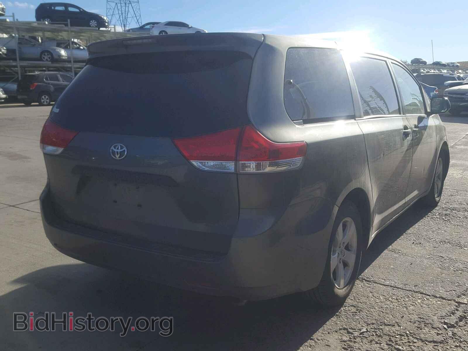 2011 TOYOTA SIENNA BAS - VIN: 5TDZK3DC6BS067418 - Фото 4