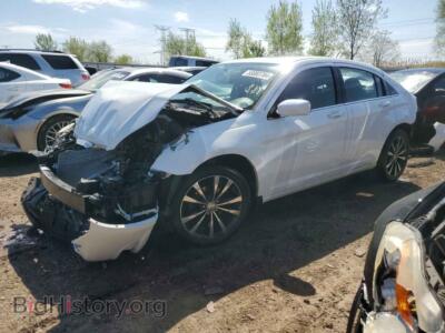 2013 Chrysler 200 Touring, белый — VIN 1C3CCBBG6DN739039, Copart