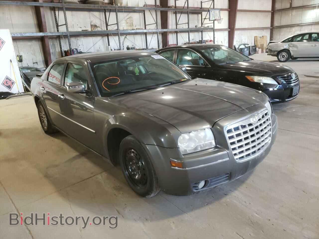 Photo 2C3CA5CV9AH213299 - CHRYSLER 300 2010