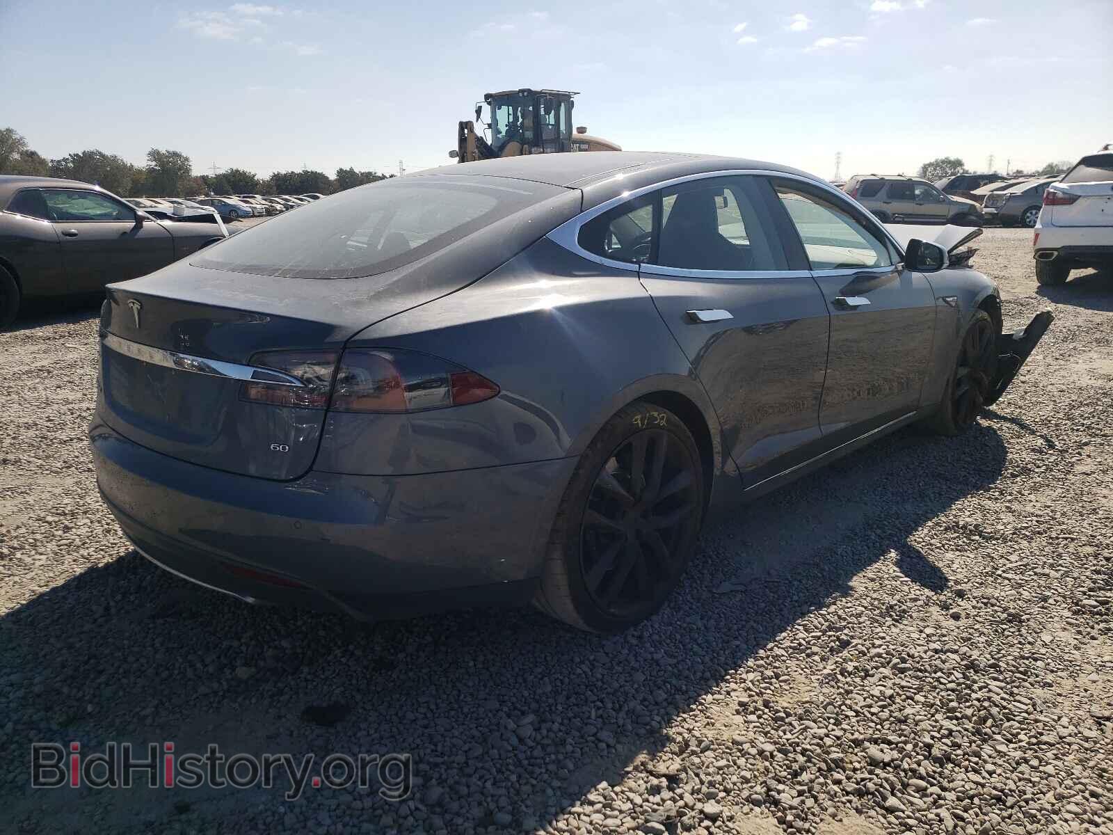 2014 TESLA MODEL S - VIN: 5YJSA1S18EFP44827 - Photo 4
