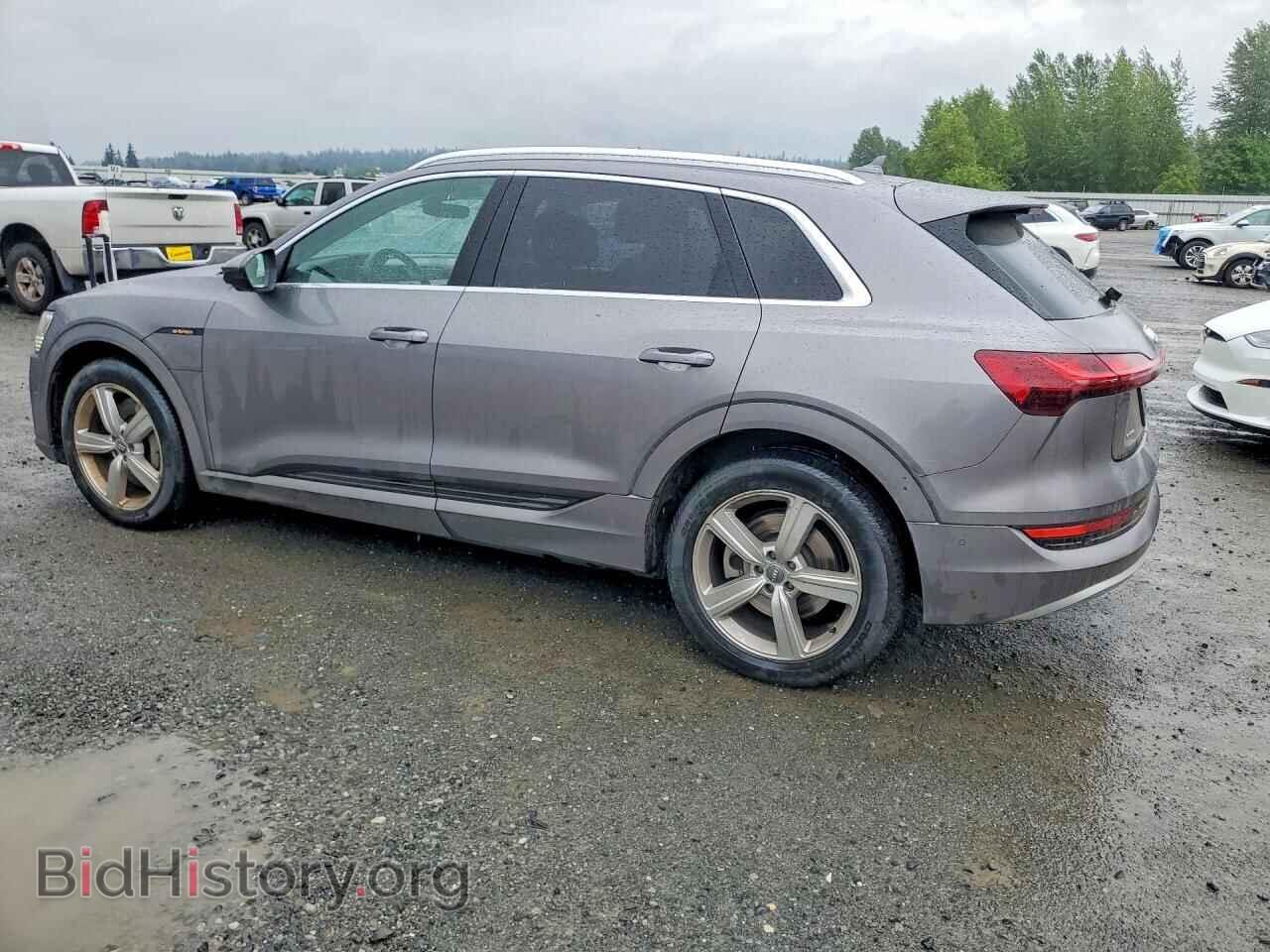 2019 AUDI E-TRON - VIN: WA1VABGE2KB020767 - Фото 2