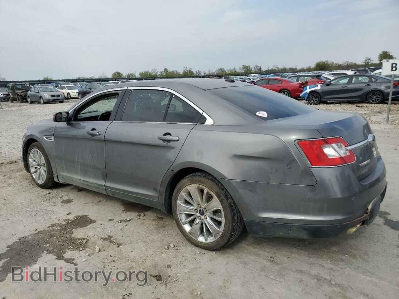 2011 FORD TAURUS - VIN: 1FAHP2FW2BG155722 - Фото 2