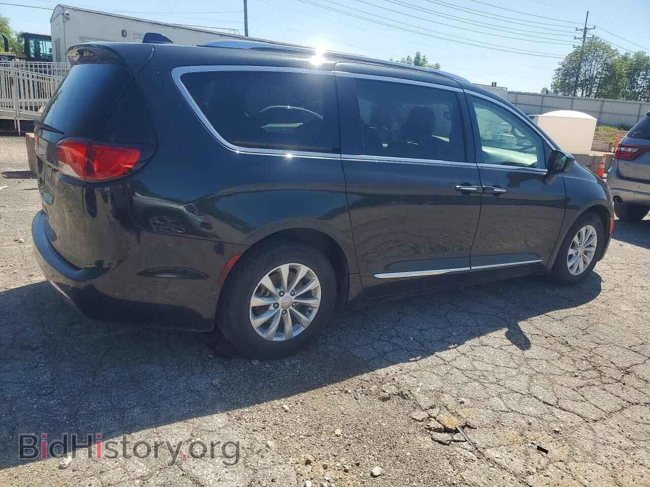 2018 CHRYSLER PACIFICA - VIN: 2C4RC1BG1JR269906 - Фото 3