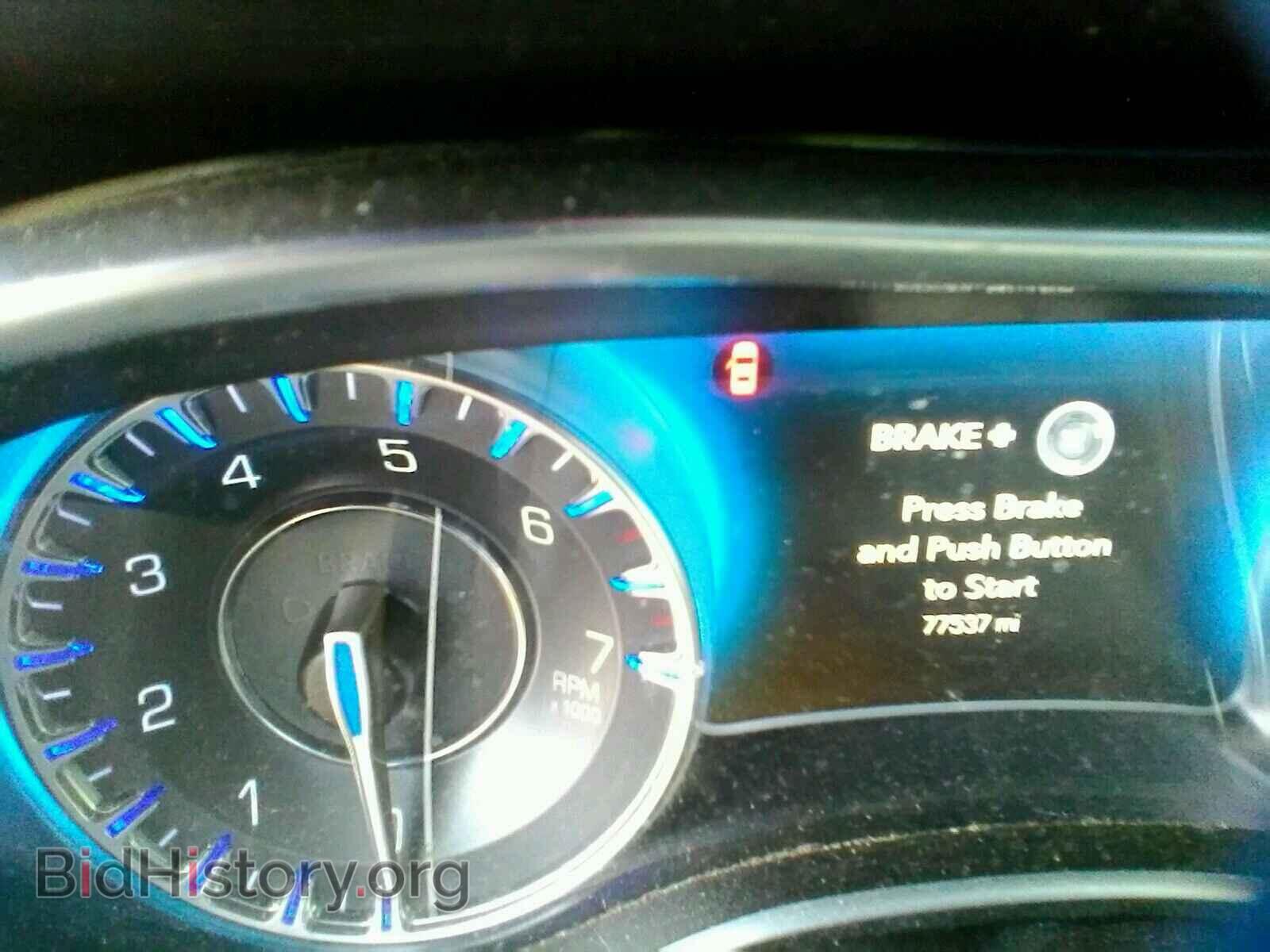 2015 CHRYSLER 300 - VIN: 2C3CCAAG5FH749598 - Фото 8