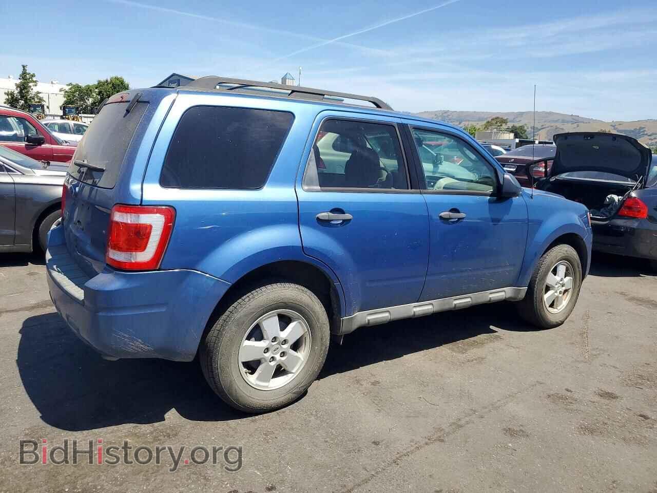 2010 FORD ESCAPE - VIN: 1FMCU0D71AKC14828 - Фото 3