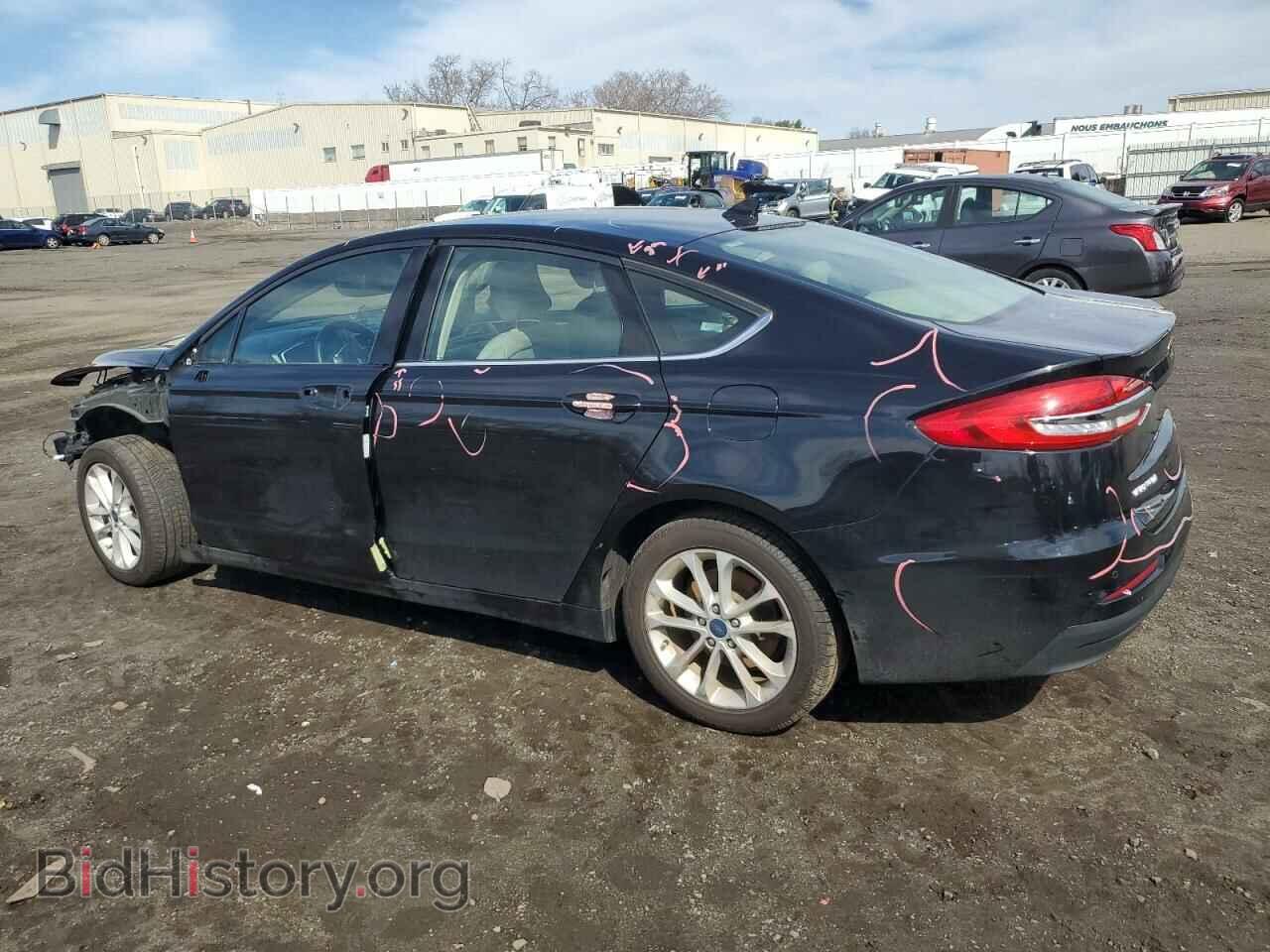 2019 FORD FUSION - VIN: 3FA6P0LU2KR220558 - Фото 2