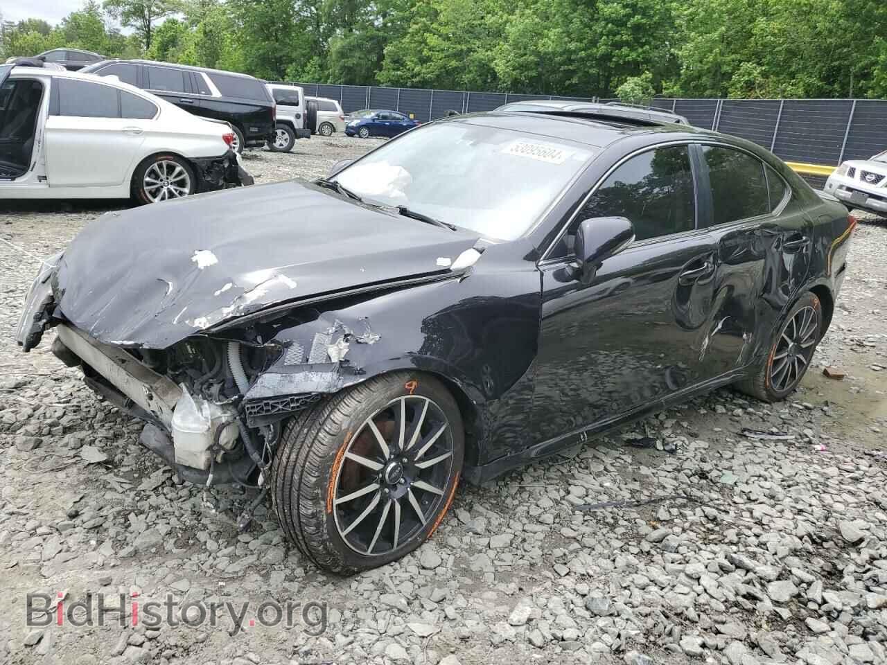 Photo JTHCF5C23B5046593 - LEXUS IS 2011