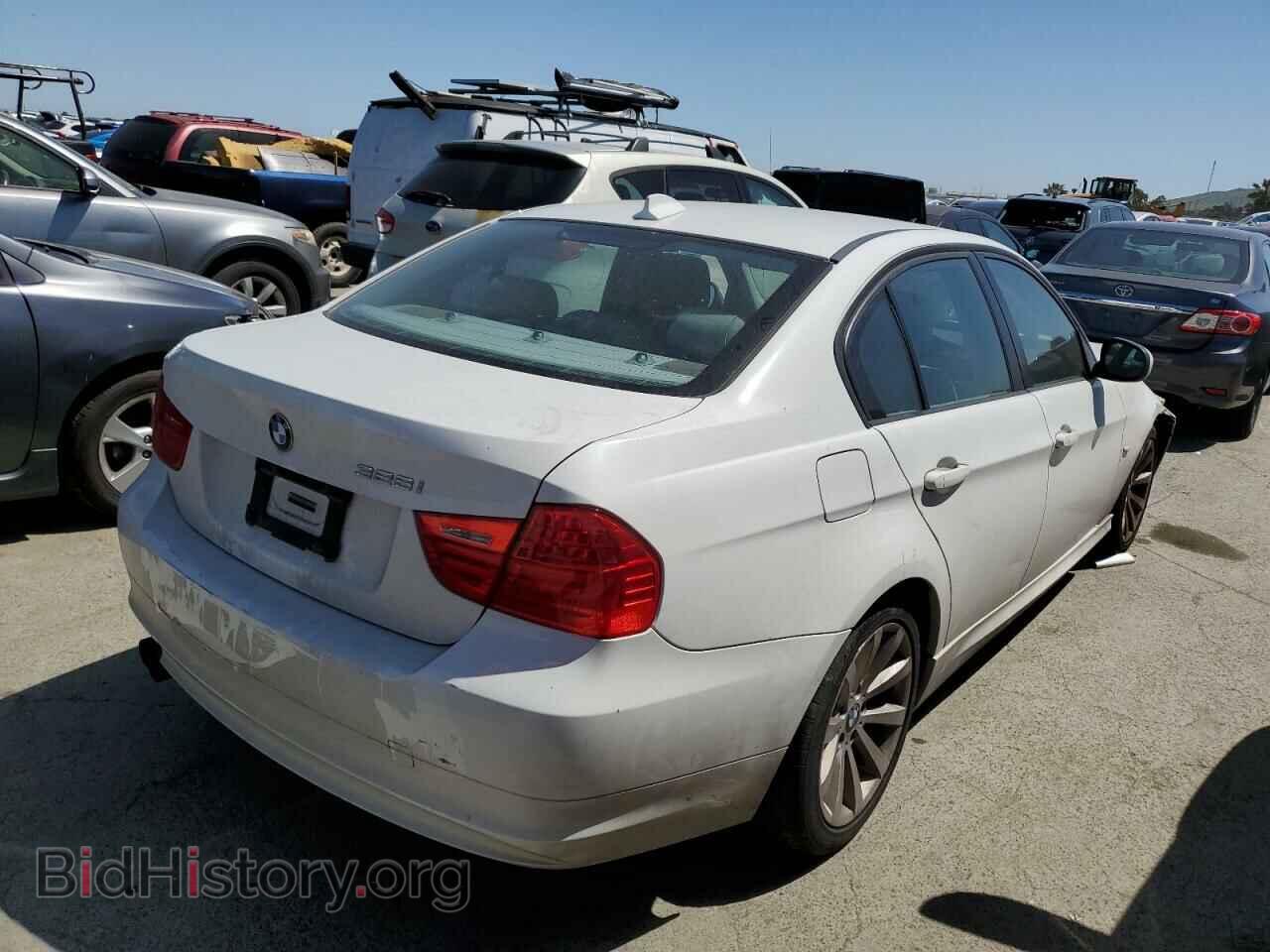 2011 BMW 3 SERIES - VIN: WBAPH5C58BA444555 - Фото 3