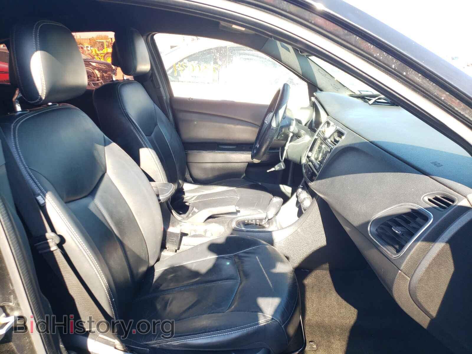 2012 CHRYSLER 200 - VIN: 1C3CCBCB5CN214717 - Фото 5