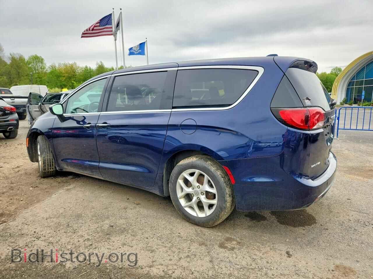 2017 CHRYSLER PACIFICA - VIN: 2C4RC1BG7HR788436 - Фото 2