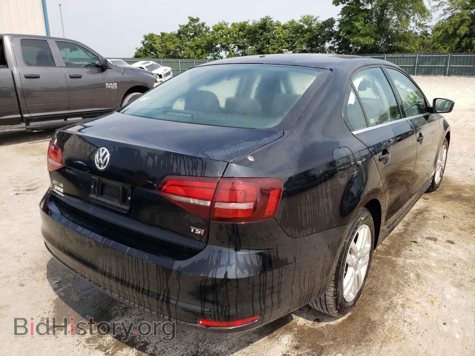 2017 VOLKSWAGEN JETTA - VIN: 3VW2B7AJ1HM351668 - Фото 4