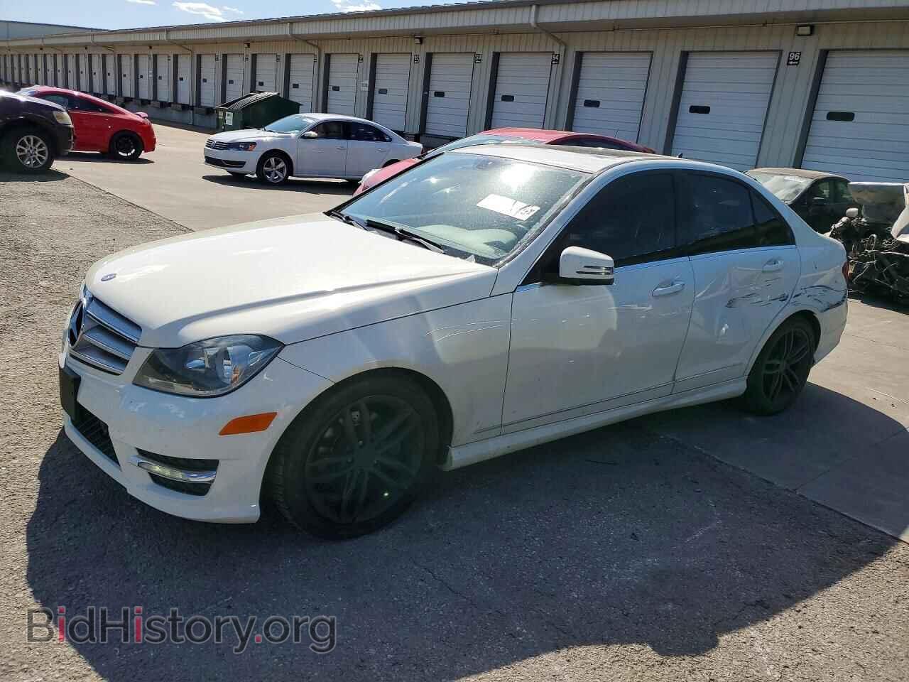 Photo WDDGF8BB3CR210320 - MERCEDES-BENZ C-CLASS 2012
