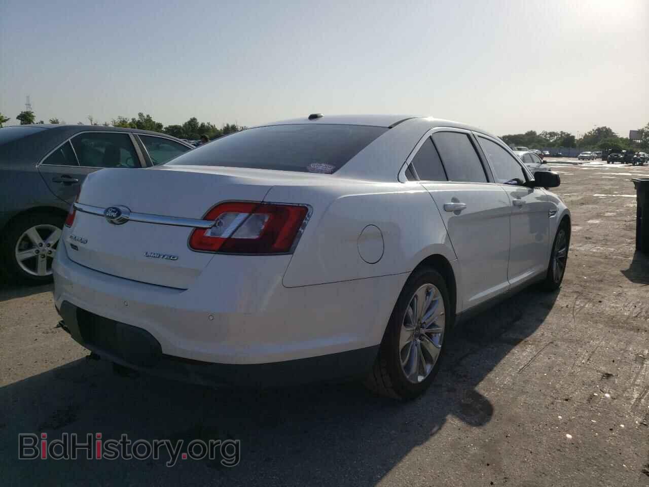 2011 FORD TAURUS - VIN: 1FAHP2FW9BG117632 - Photo 4