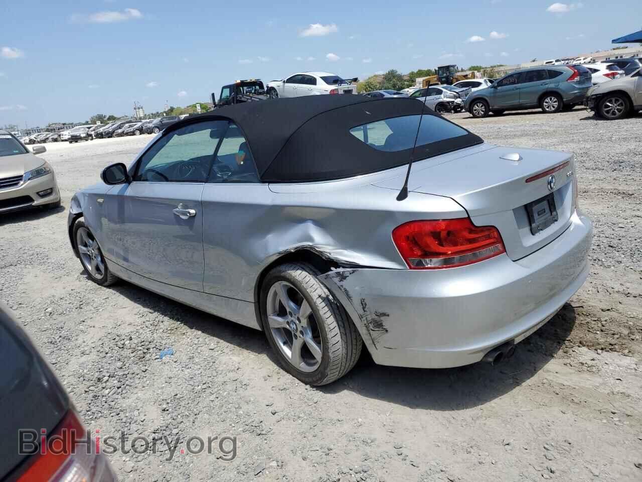 2012 BMW 1 SERIES - VIN: WBAUL7C51CVM82099 - Фото 2