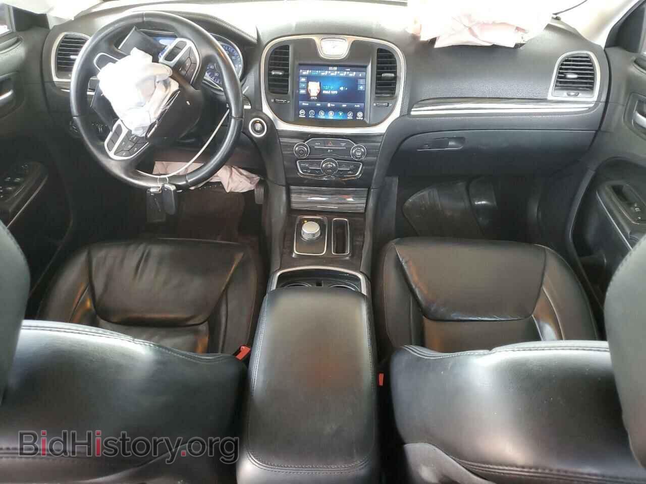 2017 CHRYSLER 300 - VIN: 2C3CCAAG3HH668327 - Фото 8