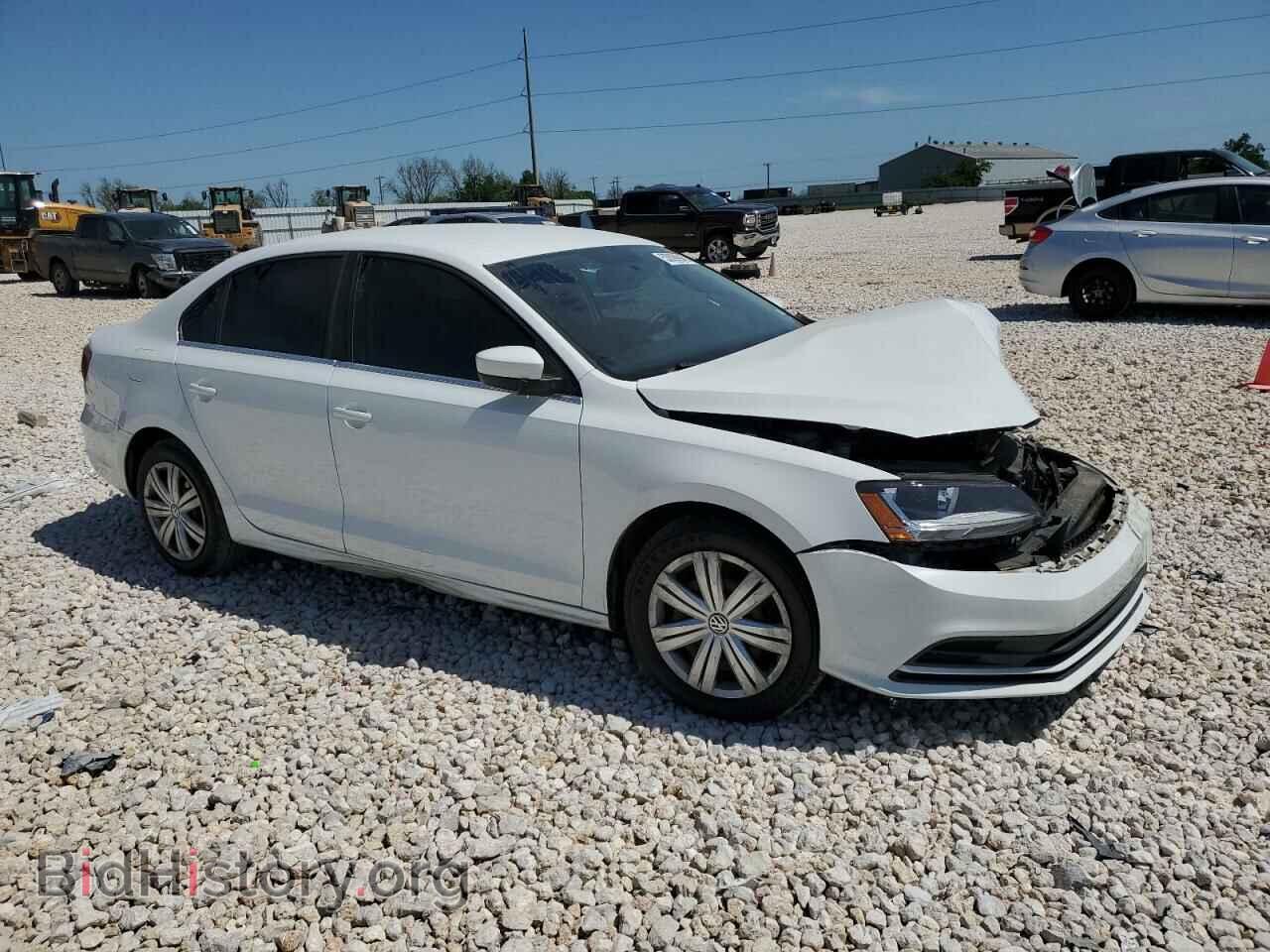 2017 VOLKSWAGEN JETTA - VIN: 3VW2B7AJXHM257191 - Фото 4