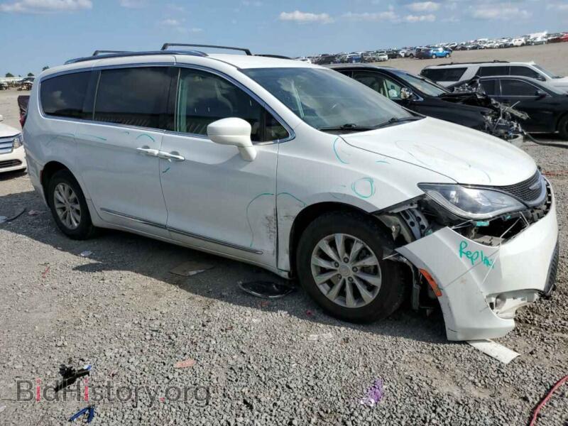 2019 Chrysler PACIFICA (VIN 2C4RC1BG2KR593013) — photo 4 of 13