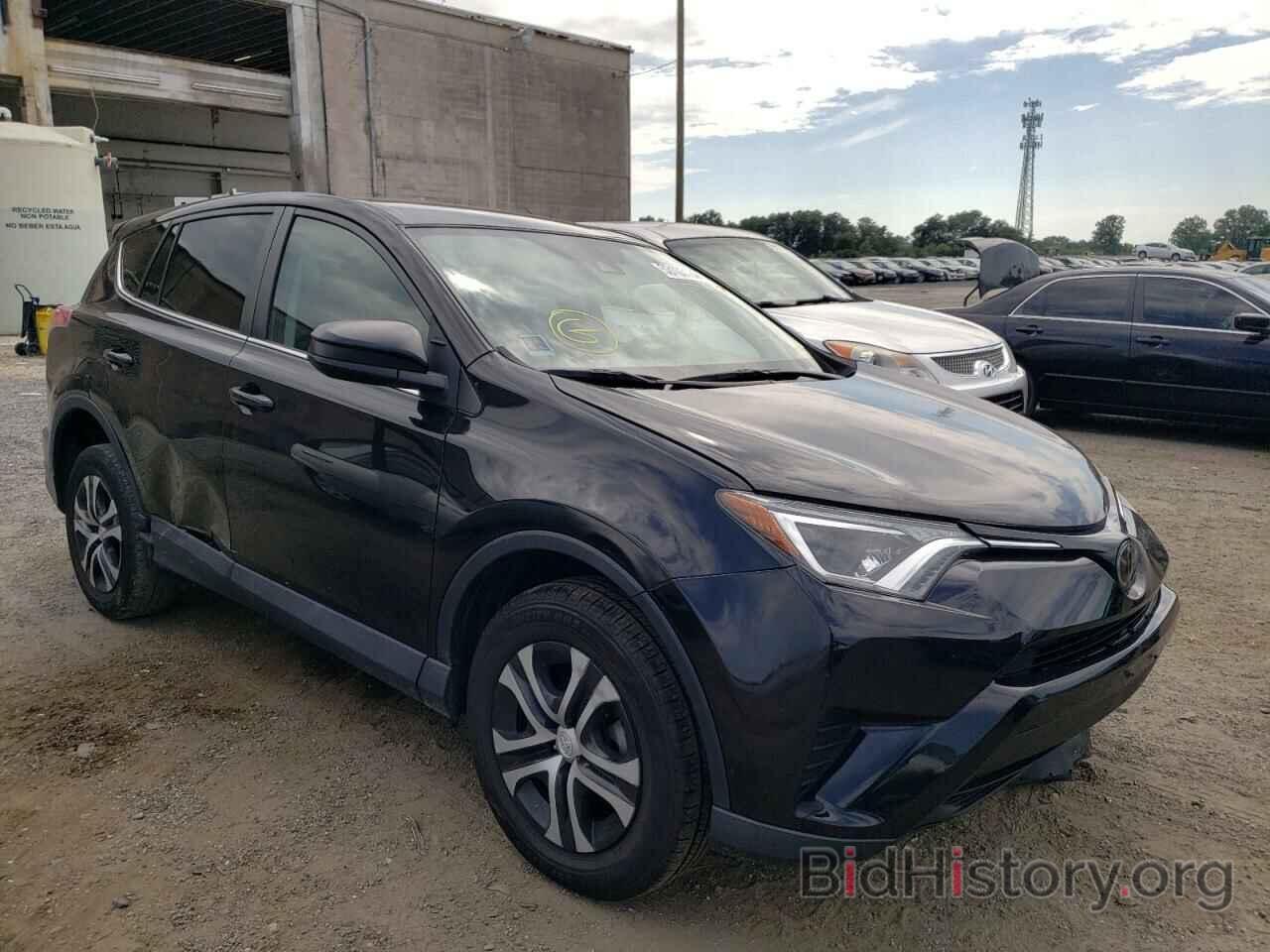 Photo 2T3BFREV5JW755142 - TOYOTA RAV4 2018