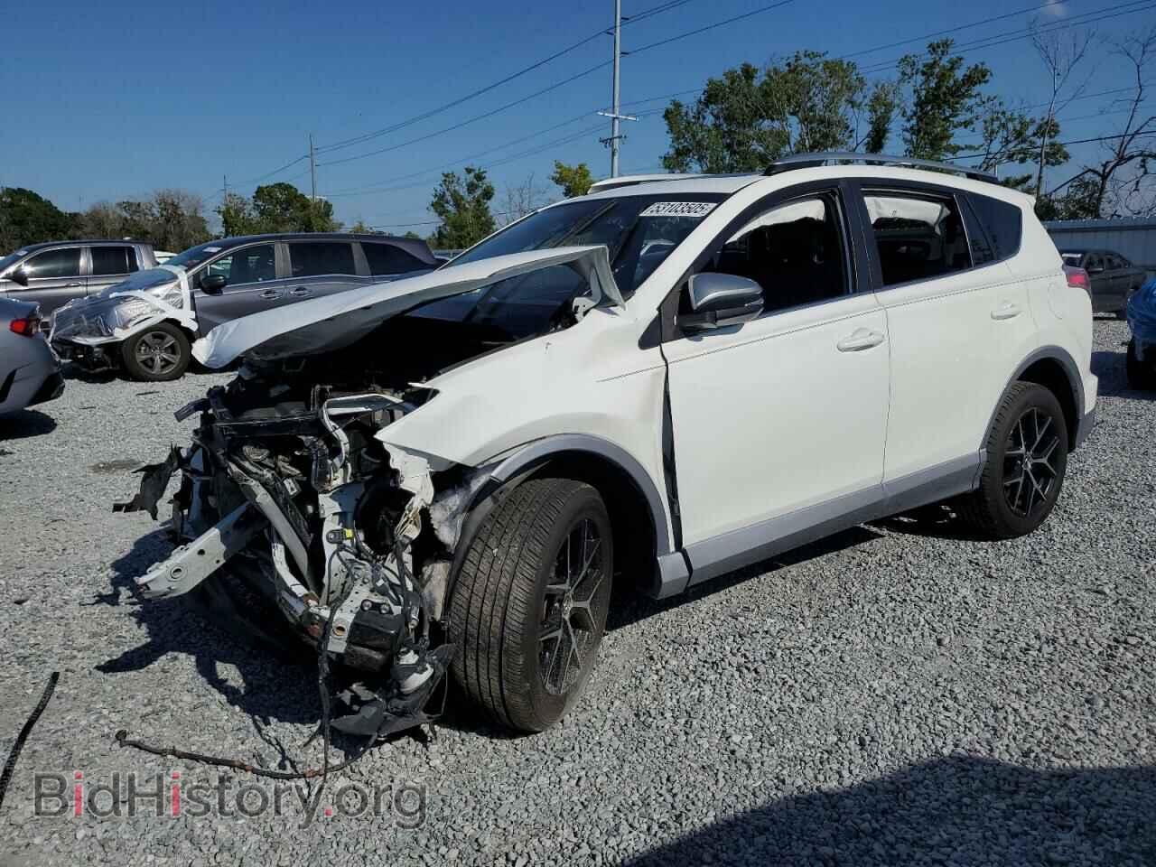 Photo 2T3NFREV1JW428542 - TOYOTA RAV4 2018