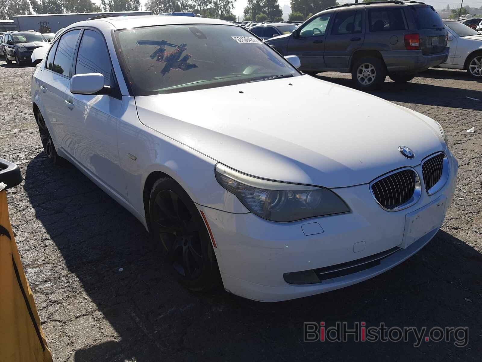 Photo WBANW135X8CZ82337 - BMW 5 SERIES 2008