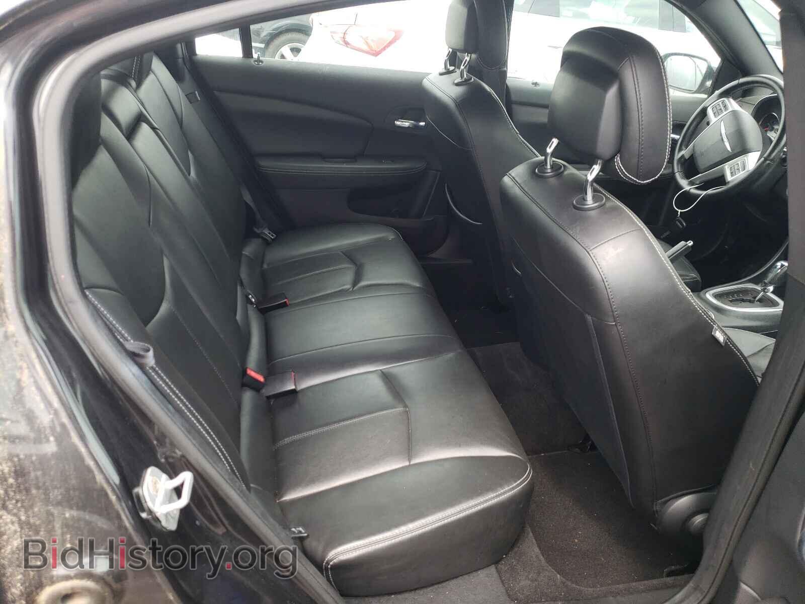 2011 CHRYSLER 200 - VIN: 1C3BC2FG7BN521260 - Фото 6